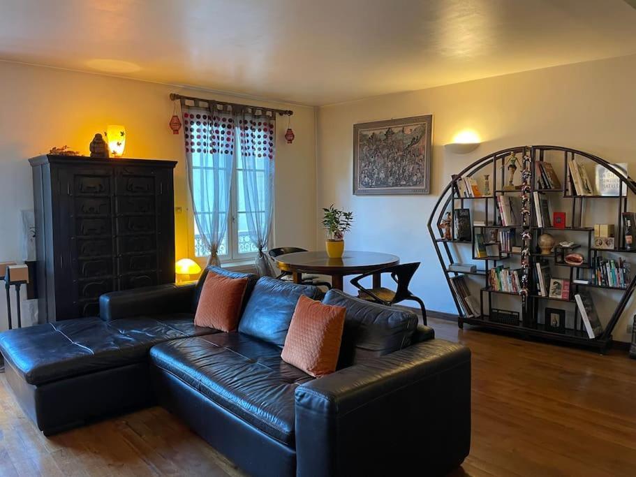 Appartement Sur Le Parvis De La Cathedrale Senlis  Eksteriør billede