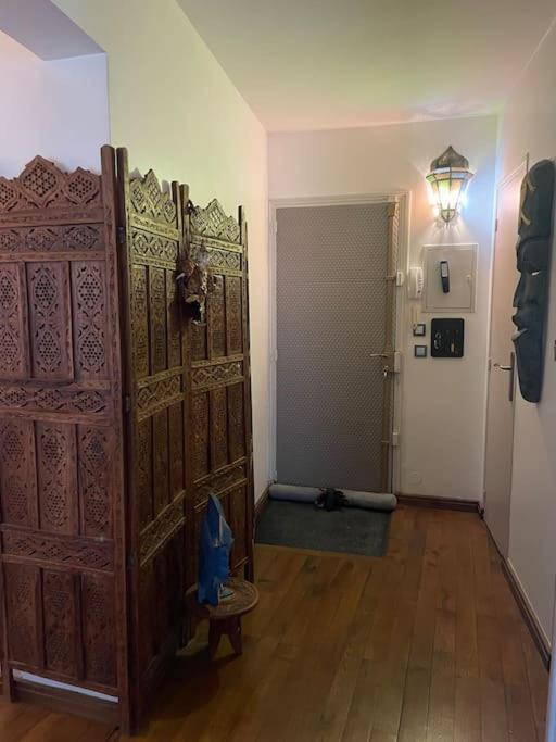 Appartement Sur Le Parvis De La Cathedrale Senlis  Eksteriør billede